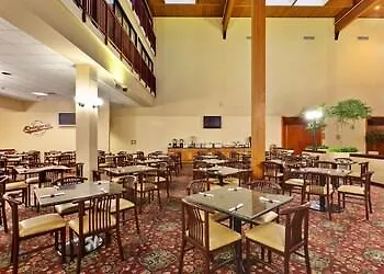 Hotel Doubletree By Hilton Mt. Vernon 4*